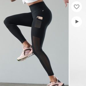 Mila High-Waisted pocket legging